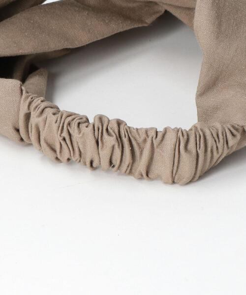 green label relaxing（グリーンレーベルリラクシング）の「ツイスト ターバン ヘアバンド（ヘアバンド・レディース・オフホワイト/モカ・FREE）」の7枚目の写真