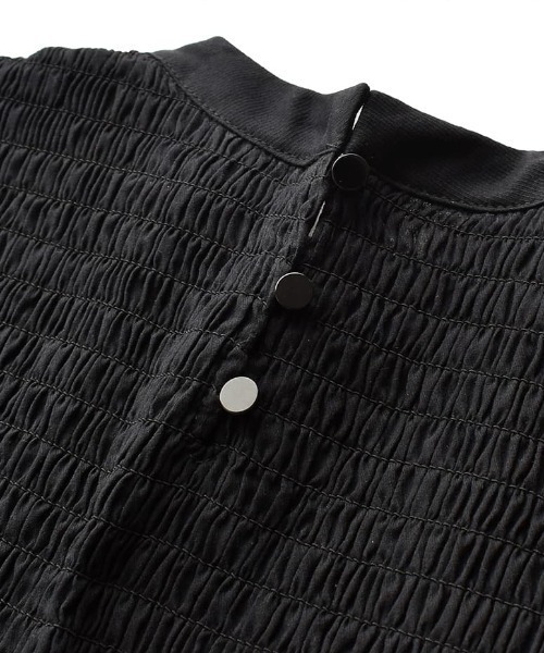 zootie（ズーティー）の「シャーリングギャザー フレアブラウス（シャツ/ブラウス・レディース・ブラック/ブラック×ホワイト・M）」の11枚目の写真