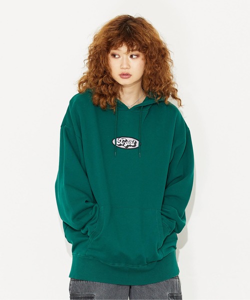 X-girl（エックスガール）の「OVAL LOGO PATCH SWEAT HOODIE（パーカー・レディース・ブラック/ダークグリーン/バーガンディー・S/M/L/XL）」の2枚目の写真
