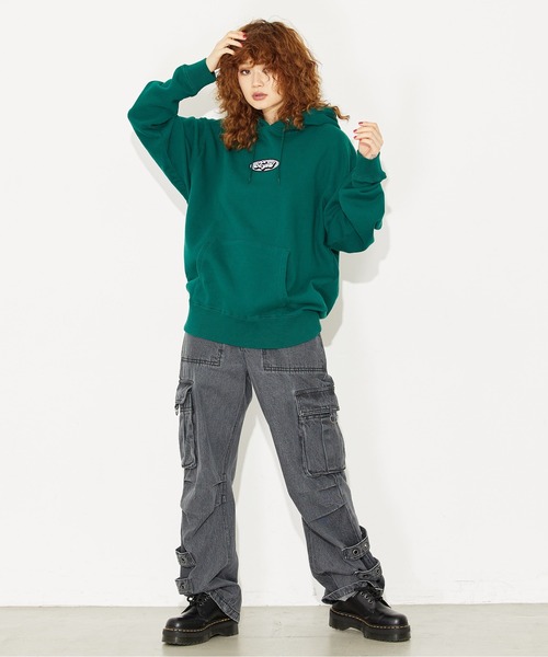 X-girl（エックスガール）の「OVAL LOGO PATCH SWEAT HOODIE（パーカー・レディース・ブラック/ダークグリーン/バーガンディー・S/M/L/XL）」の12枚目の写真