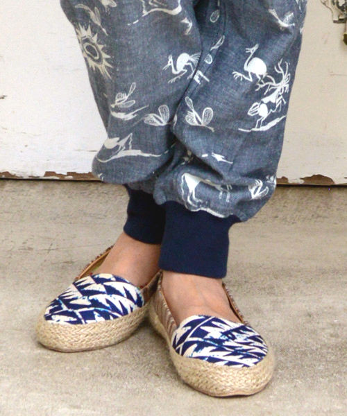 チャイハネ（チャイハネ）の「【チャイハネ】トロピカルエスパドリーユ＜LADIES＞（スリッポン・レディース・クリアグリーン/カラフル/ジャマイカ/ネイビー・MEDIUM/LARGE）」の2枚目の写真