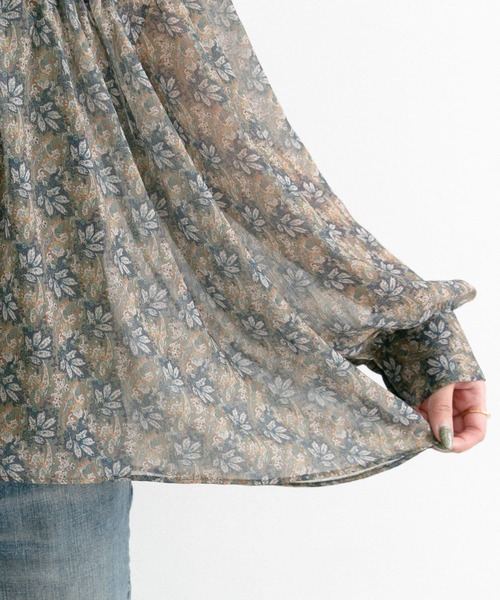 URBAN RESEARCH ROSSO WOMEN（アーバンリサーチ　ロッソ）の「ペイズリーフラワーギャザーブラウス（シャツ/ブラウス・レディース・ブラック系その他/グリーン系その他・FREE）」の15枚目の写真