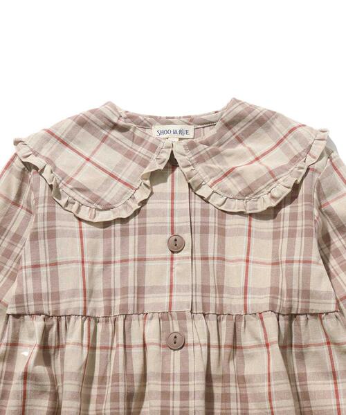 SHOO・LA・RUE(シューラルー)の「【110-140cm】ビッグ衿ギャザー切替シャツワンピース(ワンピース・キッズ・ライトベージュ/ベージュ系その他2・11/12/13/14)」の6枚目の写真