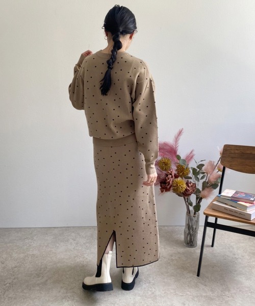 LHELBIE（レルビエ）の「ドットジャガードニットカーディガン（ニット/セーター・レディース・ブラック/ベージュ/グリーン・M）」の20枚目の写真