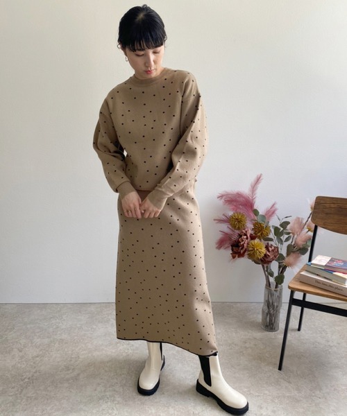 LHELBIE（レルビエ）の「ドットジャガードニットカーディガン（ニット/セーター・レディース・ブラック/ベージュ/グリーン・M）」の6枚目の写真