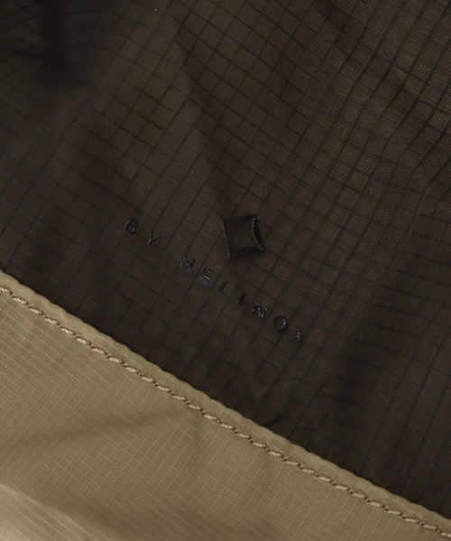 TERG（ターグ）の「【TERG / ターグ】ライトロールトップバックパック コヨーテ（バックパック/リュック・メンズ・キャメル・FREE）」の13枚目の写真