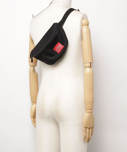 Manhattan Portage（マンハッタンポーテージ）の「Manhattan Portage/マンハッタンポーテージ ヒップバック Doyers Waist Bag MP1126-L（ボディバッグ/ウエストポーチ・メンズ・ブラック×レッド・FREE）」の4枚目の写真