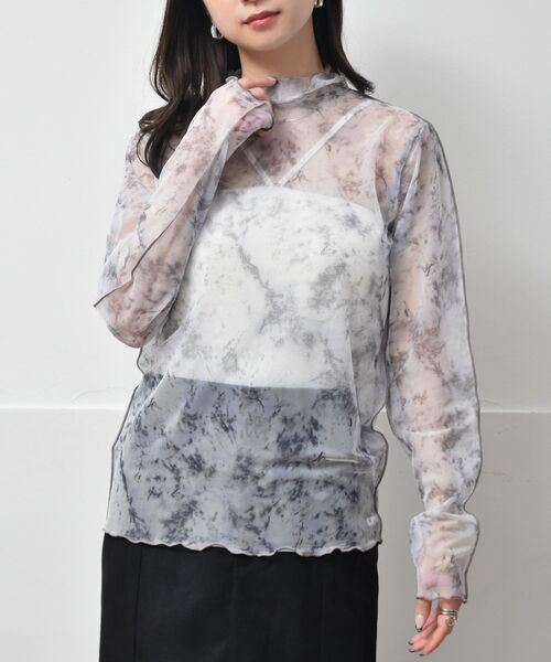 RETRO GIRL(レトロガール)の「シアーレイヤードHNカットソー(Tシャツ/カットソー・レディース・オフホワイト/イエロー/ブルー/ブラック/ブラック系その他・FREE)」の3枚目の写真