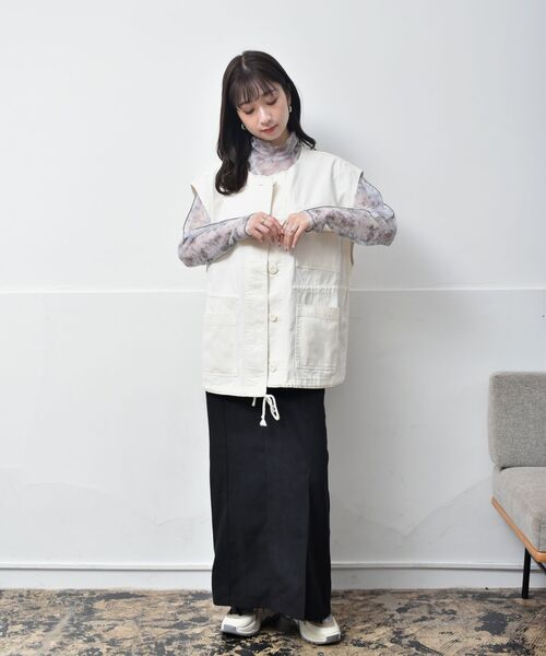 RETRO GIRL(レトロガール)の「シアーレイヤードHNカットソー(Tシャツ/カットソー・レディース・オフホワイト/イエロー/ブルー/ブラック/ブラック系その他・FREE)」の16枚目の写真