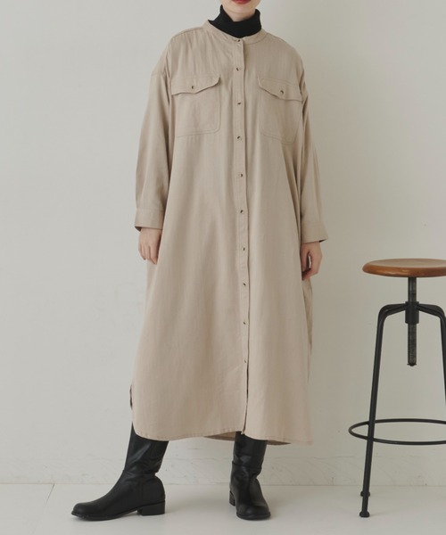 Libra Cue（リブラ キュー）の「ヘリンボーンツイルロングシャツワンピース（シャツワンピース・レディース・チャコールグレー/ブラック/カーキ/ベージュ/キャメル・FREE）」の4枚目の写真