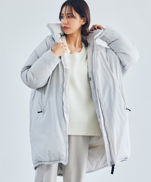 WILD THINGS（ワイルドシングス）の「BARNYARDSTORM / WILD THINGS別注/モンスターダウン（ダウンジャケット/コート・レディース・ブラック/オフホワイト・1/0）」の2枚目の写真