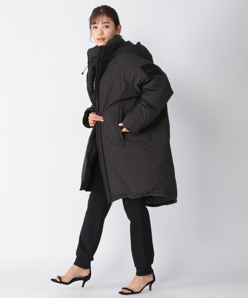 WILD THINGS（ワイルドシングス）の「BARNYARDSTORM / WILD THINGS別注/モンスターダウン（ダウンジャケット/コート・レディース・ブラック/オフホワイト・1/0）」の16枚目の写真