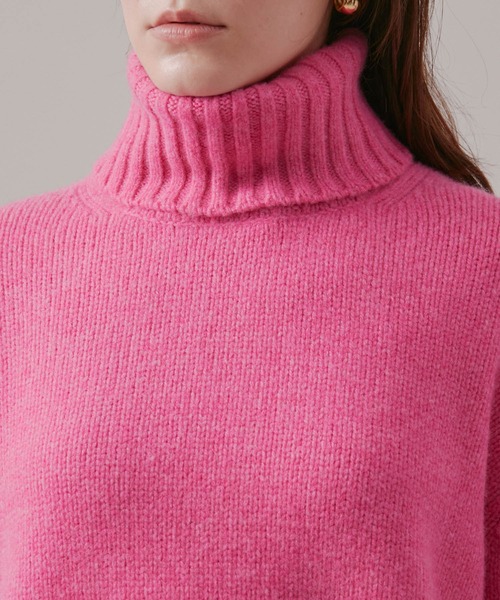 ROPE'（ロペ）の「タスマニアウールタートルネックニット（ニット