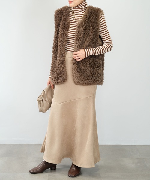 ＡＮＤＪ（アンドジェイ）の「【2022/AW】エコファーベスト（ベスト・レディース・ライトベージュ/オフホワイト/ブラウン・M）」の10枚目の写真