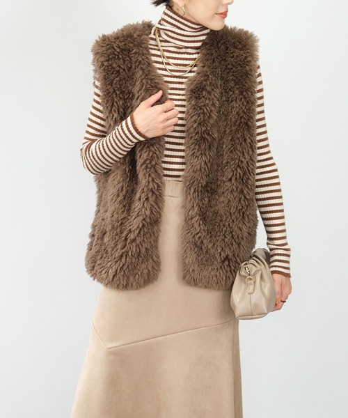 ＡＮＤＪ（アンドジェイ）の「【2022/AW】エコファーベスト（ベスト・レディース・ライトベージュ/オフホワイト/ブラウン・M）」の11枚目の写真