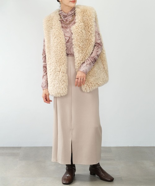 ＡＮＤＪ（アンドジェイ）の「【2022/AW】エコファーベスト（ベスト・レディース・ライトベージュ/オフホワイト/ブラウン・M）」の17枚目の写真