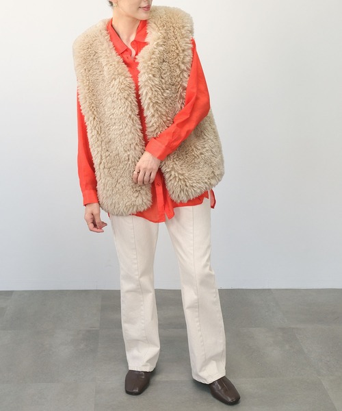 ＡＮＤＪ（アンドジェイ）の「【2022/AW】エコファーベスト（ベスト・レディース・ライトベージュ/オフホワイト/ブラウン・M）」の21枚目の写真