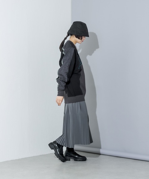 PUMA（プーマ）の「【PUMA×MARKET（プーマ×マーケット）】リラックスクルースウェット（スウェット・レディース・ブラック・MEDIUM）」の15枚目の写真