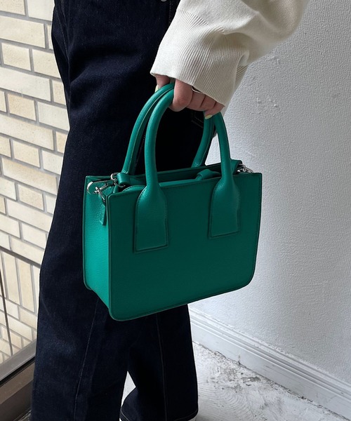 PAGEBOY（ページボーイ）の「コンビスクエアバッグ（ショルダーバッグ・レディース・ブラック/オフホワイト/グリーン・FREE）」の3枚目の写真