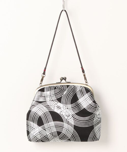 カヤ（カヤ）の「【カヤ】はじめの水引 がま口ハンドバッグ（ハンドバッグ・レディース・ブラック/ホワイト・FREE）」の2枚目の写真