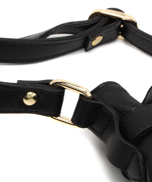 goocy(グーシー)の「ポケット巾着ショルダーBag(ショルダーバッグ・レディース・ブラック/キャメル・FREE)」の4枚目の写真