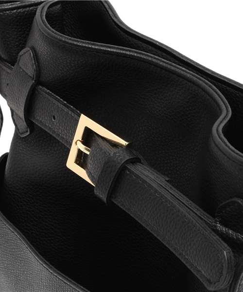 goocy(グーシー)の「ポケット巾着ショルダーBag(ショルダーバッグ・レディース・ブラック/キャメル・FREE)」の7枚目の写真