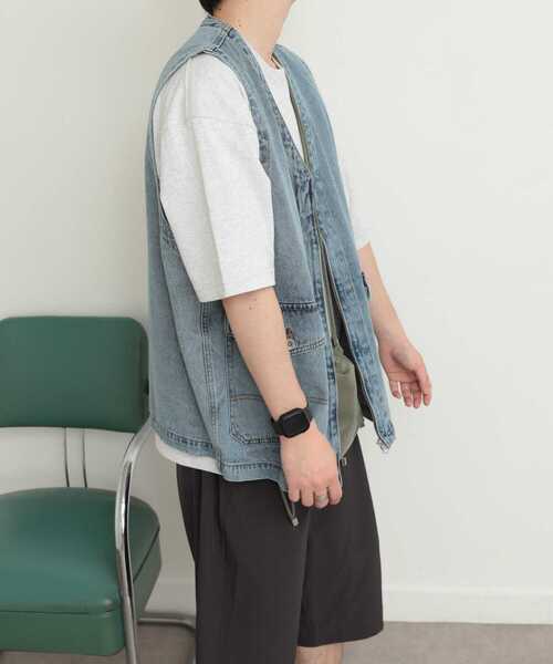 SENSE OF PLACE by URBAN RESEARCH(センスオブプレイスバイアーバンリサーチ)の「Vネックデニムベスト(ベスト・メンズ・インディゴブルー/ライトインディゴブルー/ブラック・MEDIUM/LARGE)」の16枚目の写真