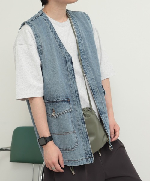 SENSE OF PLACE by URBAN RESEARCH(センスオブプレイスバイアーバンリサーチ)の「Vネックデニムベスト(ベスト・メンズ・インディゴブルー/ライトインディゴブルー/ブラック・MEDIUM/LARGE)」の18枚目の写真