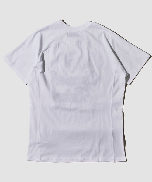 1piu1uguale3 RELAX（ウノピュウノウグァーレトレリラックス）の「【1PIU1UGUALE3 RELAX】グラフィックプリントTシャツ / 刺繍ロゴ半袖Tシャツ（Tシャツ/カットソー・メンズ・ホワイト系4/ホワイト系6/ブラック系1/ブラック系3/ホワイト系1/ホワイト系2/ブラック系5/ブラック系6/ホワイト系3/ホワイト系5/ブラック系2/ブラック系4・SMALL/MEDIUM/LARGE/X-LARGE）」の19枚目の写真