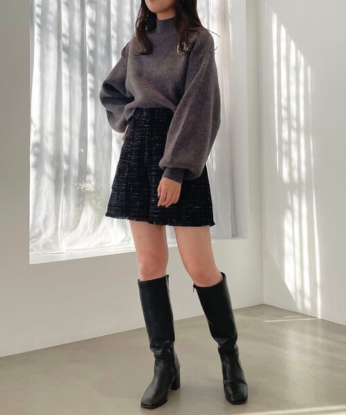 MAJESTIC LEGON(マジェスティックレゴン)の「ツイードフリンジショートパンツ(その他パンツ・レディース・ブラック系その他/グレー系その他/ホワイト系その他・MEDIUM)」の5枚目の写真