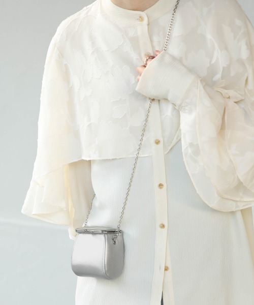 Bab（バブ）の「チェーンショルダーポシェット（ショルダーバッグ・レディース・ブラック/アイボリー/シルバー・ONESIZE）」の11枚目の写真