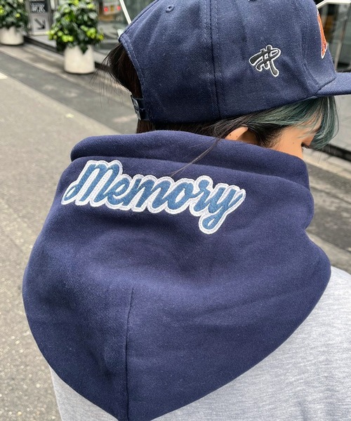 #MEMORY（メモリー）の「MEMORY バイカラー スウェットパーカー / オーバーサイズ パーカー メンズ レディース（パーカー・レディース・ブラック/グリーン/ネイビー・FREE）」の10枚目の写真