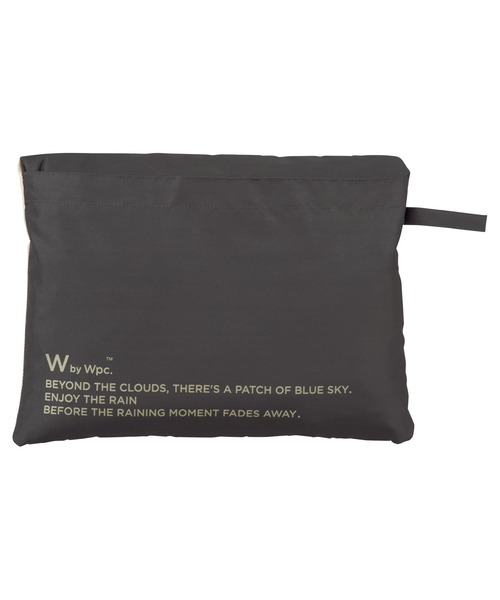 Wpc.（ダブリュピーシー）の「［パッカブルポンチョ］バイカラーユニセックス（レインコート/ポンチョ・メンズ・ベージュ/カーキ/ピンク/イエロー/ブルーグレー/チャコール/レッド/オフホワイト・FREE）」の16枚目の写真