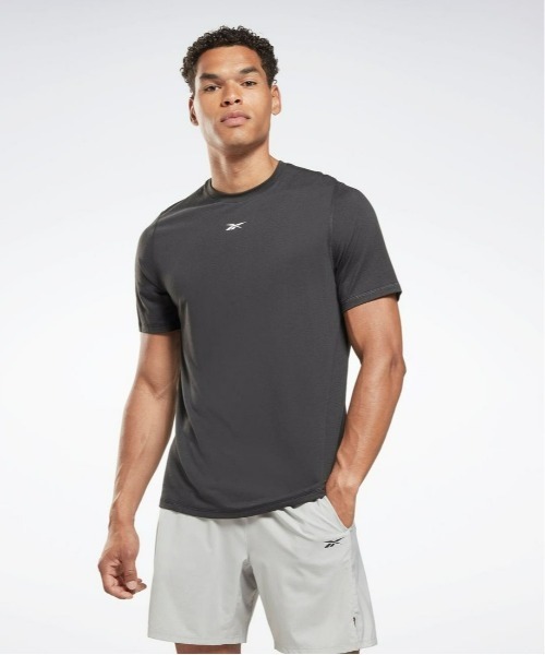 Reebok(リーボック)の「トレイン サップ Tシャツ / TRAIN SUP TEE(Tシャツ/カットソー・メンズ・グリーン/ホワイト/ブラック/ブルー・MEDIUM/SMALL/X-LARGE/LARGE/XX-LARGE/XXX-LARGE/X-SMALL)」の2枚目の写真