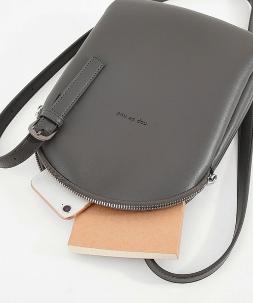 nop de nod（ノップドゥノッド）の「ラウンドショルダーバッグ（ショルダーバッグ・レディース・ブラック/アイボリー/ダークグレー/オフホワイト/シルバー・8/フリー）」の13枚目の写真