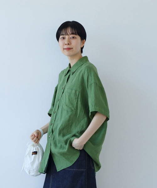 PAR ICI（パーリッシィ）の「60リネン製品染め 半袖BIGシャツ（シャツ/ブラウス・レディース・グリーン/ホワイト/ブラック/サックスブルー・FREE）」の3枚目の写真