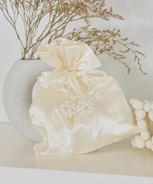 paravion（パラビオン）の「ポーチ付フェイクパールバッグ（ハンドバッグ・レディース・ホワイト・FREE）」の2枚目の写真