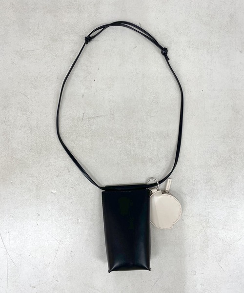 SHENERY（シーナリー）の「バイカラーミニショルダーバッグ（ショルダーバッグ・レディース・ブラック/ブルー/アイボリー・FREE）」の11枚目の写真