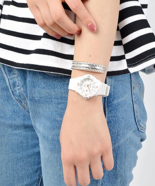 Khaju（カージュ）の「CASIO:ラウンドウォッチ white□（アナログ腕時計・レディース・ホワイト/ブラック・ONE SIZE）」の4枚目の写真