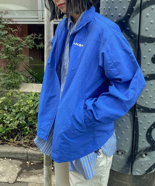 ddp（ディーディーピー）の「【 ddp / ディーディーピー 】 ナイロン トラックジャケット NYLON TRACK JACKET MNF A5306-124AA01（ナイロンジャケット・メンズ・ネイビー/ブルー/チャコールグレー・MEDIUM）」の21枚目の写真