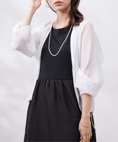 Chez toi（シェトワ）の「楊柳シアーブルゾン（ブルゾン・レディース・ブラック/サックスブルー/オフホワイト/キャメル/ホワイト系その他2・FREE）」の3枚目の写真