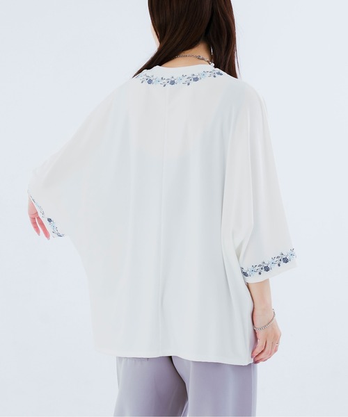 Ellno Loset(エルノロゼット)の「フラワー刺繍ドルマンT(Tシャツ/カットソー・メンズ・オフホワイト/ブラック・MEDIUM/LARGE)」の7枚目の写真