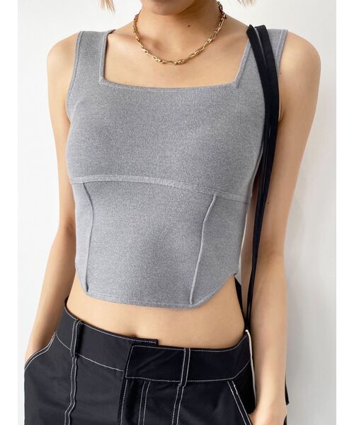 EMODA（エモダ）の「ミニマルフィットトップ（タンクトップ・レディース・ブラック/ホワイト/グレー/ベージュ・FREE）」の10枚目の写真