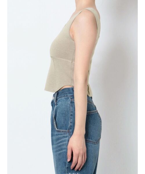 EMODA（エモダ）の「ミニマルフィットトップ（タンクトップ・レディース・ブラック/ホワイト/グレー/ベージュ・FREE）」の12枚目の写真