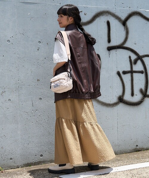 FREAK'S STORE（フリークスストア）の「フクレジャガード アシメスカート（スカート・レディース・ベージュ/ブラック/オフホワイト・SMALL/MEDIUM）」の17枚目の写真