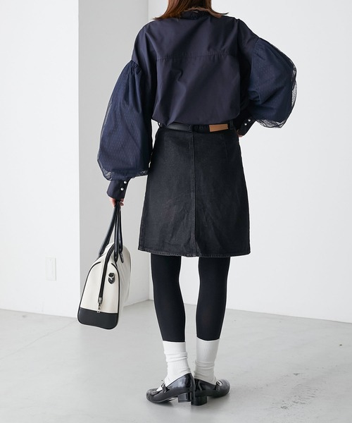 BONLECILL(ボンルシール)の「ドットチュールボリュームスリーブ パールボタンバンドカラーシャツ(シャツ/ブラウス・レディース・アイボリー/ブラック/チャコールグレー/ネイビー/ブルー・FREE)」の8枚目の写真