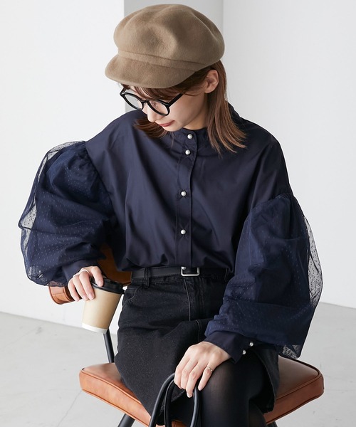 BONLECILL(ボンルシール)の「ドットチュールボリュームスリーブ パールボタンバンドカラーシャツ(シャツ/ブラウス・レディース・アイボリー/ブラック/チャコールグレー/ネイビー/ブルー・FREE)」の9枚目の写真