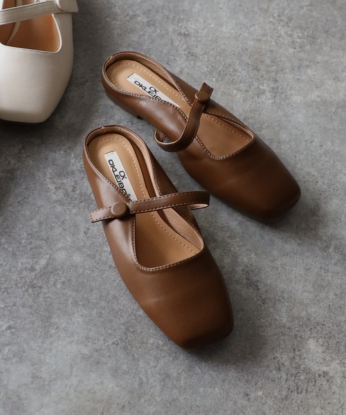 Riberry（リベリー）の「シンプルスクエアトゥミュール（パンプス・レディース・ブラウン/ホワイト/シルバー/ブラック・LARGE/MEDIUM）」の3枚目の写真