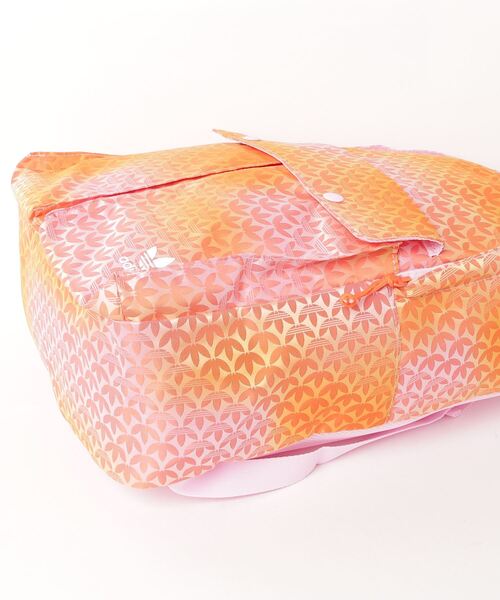 adidas（アディダス）の「トレフォイル モノグラム ジャカード バックパック / アディダスオリジナルス adidas Originals（バックパック/リュック・レディース・オレンジ・FREE）」の9枚目の写真