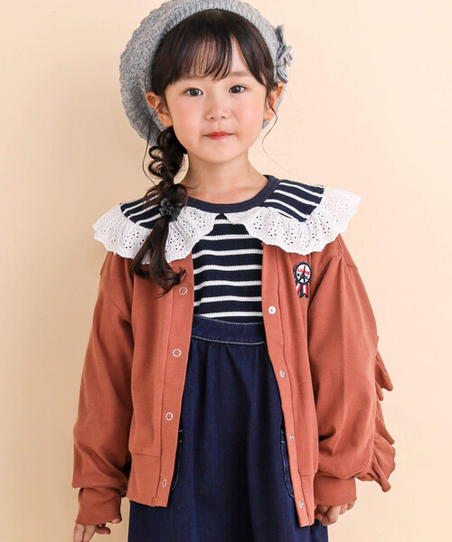Noeil aime BeBe(ノイユエイムベベ)の「袖フリルカーディガン(90~130cm)(カーディガン/ボレロ・キッズ・オフホワイト/ブラウン・120cm/130cm/110cm/90cm/100cm)」の2枚目の写真